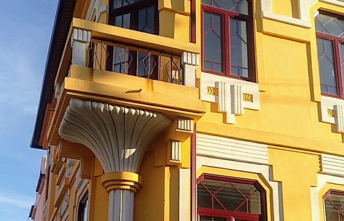 casa amarilla