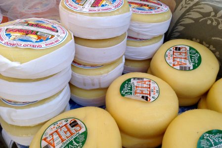 mercado 13 quesos