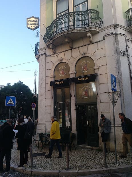 Puerta de acceso de la Panadería Patriarcal en Lisboa